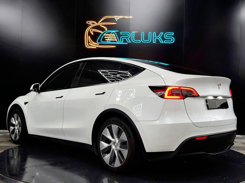 TESLA MODEL Y 300cv Standard Propulsion Boîte Auto 1ère Main