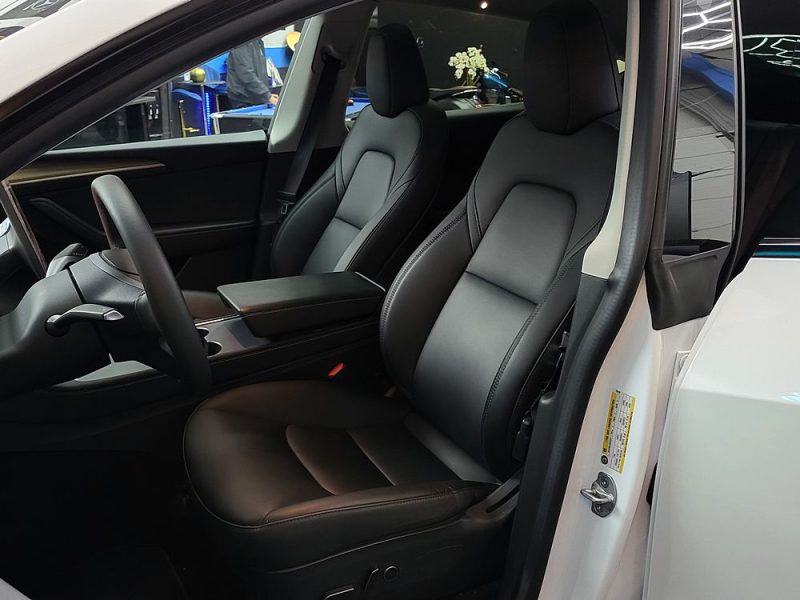 TESLA MODEL Y 300cv Standard Propulsion Boîte Auto 1ère Main