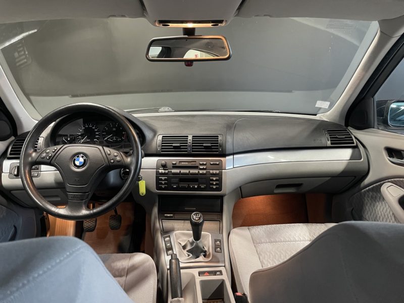 BMW 320I 2000