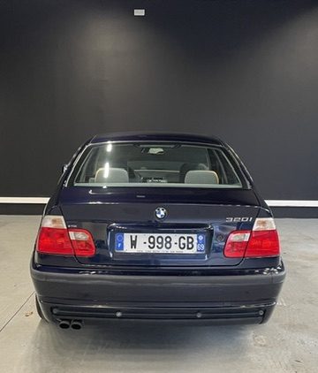 BMW 320I 2000