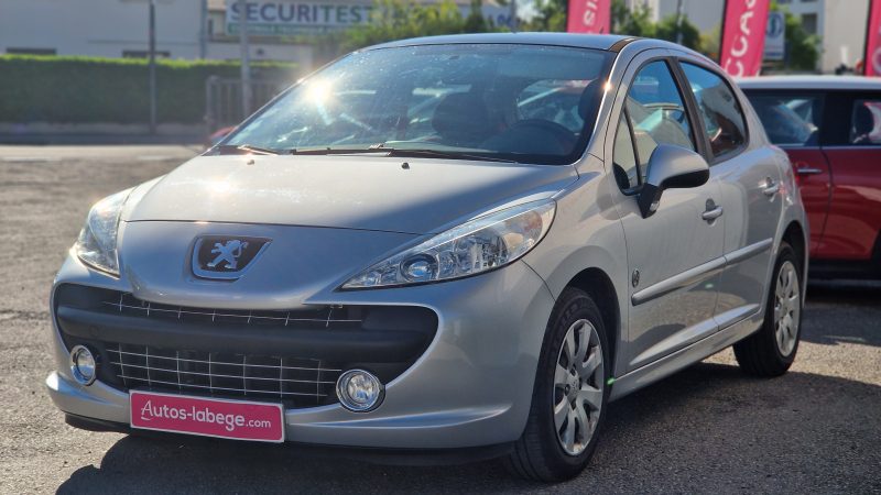 PEUGEOT 207 2009