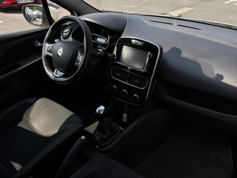 RENAULT CLIO 2017