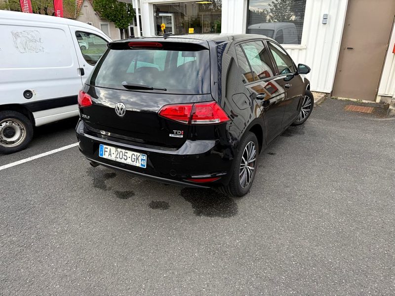 VOLKSWAGEN GOLF 2017