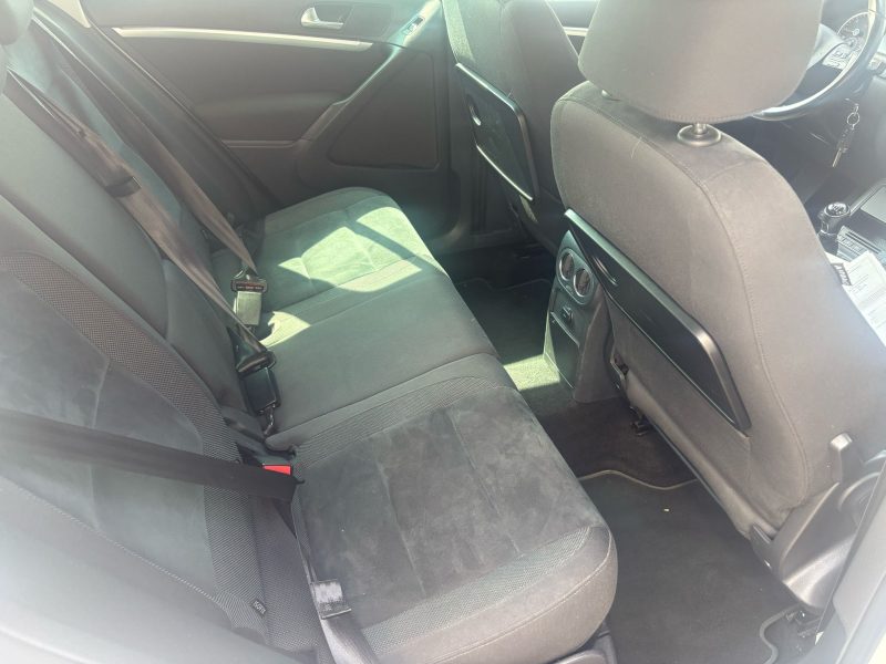 VOLKSWAGEN TIGUAN 2.0 TDI 140Ch Business - Garantie 6 mois 