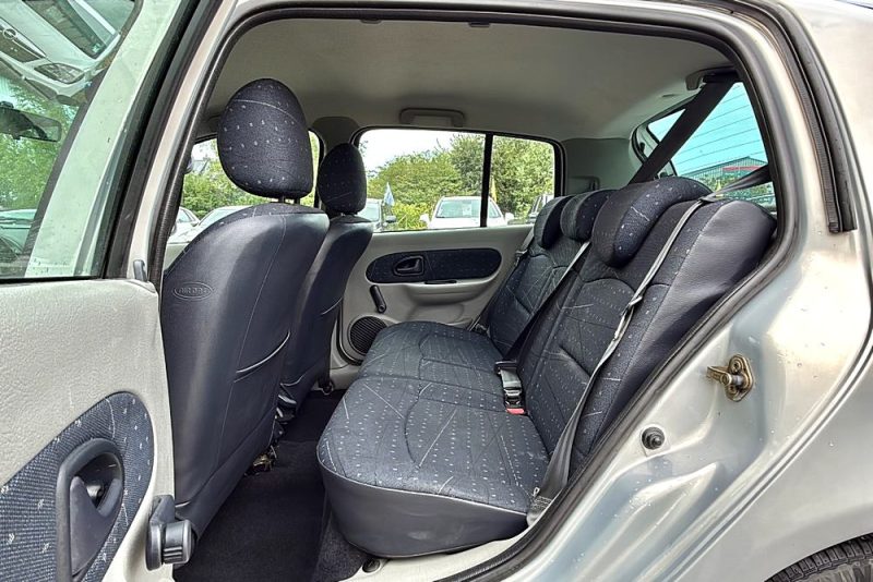 RENAULT CLIO 1.2i 16V 75CH Expression - Garantie