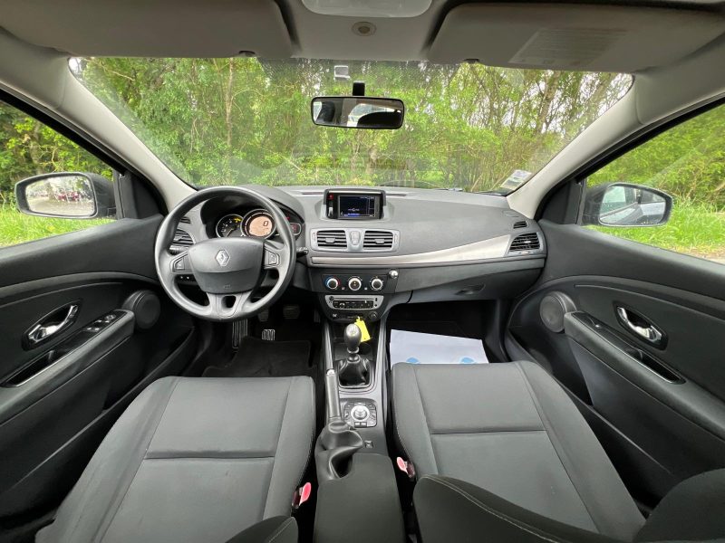 RENAULT MEGANE III Grandtour 2012