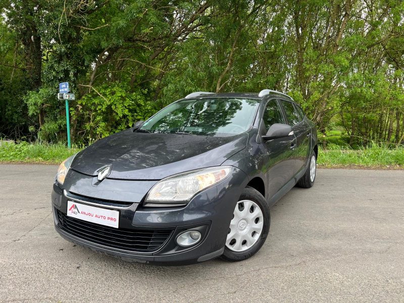 RENAULT MEGANE III Grandtour 2012