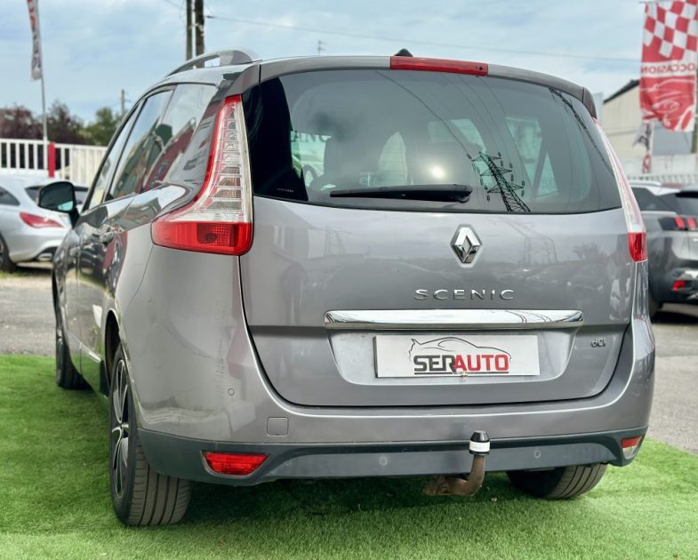 RENAULT GRAND SCÉNIC III 2013