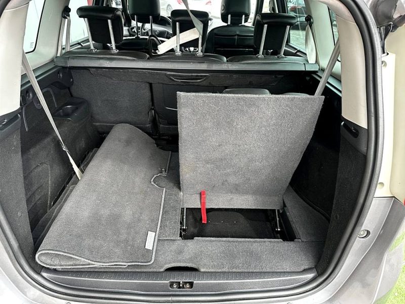 RENAULT GRAND SCÉNIC III 2013