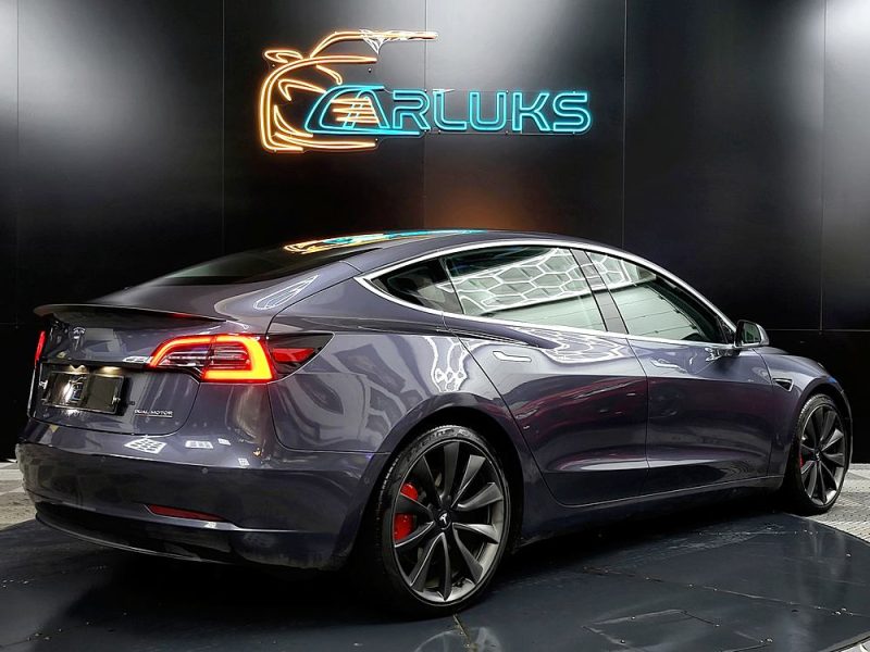 TESLA MODEL 3 465cv Performance Grande Autonomie AWD Boîte Auto