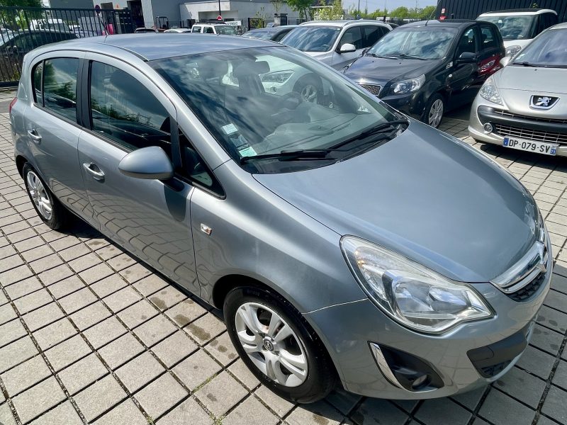 OPEL CORSA 2013 1.2 85 ch Twinsport Graphite 