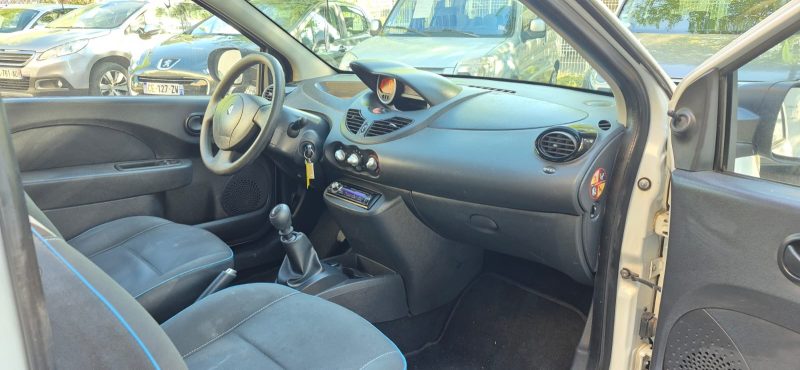 Renault twingo 2 phase 2 1.2l authentique 75ch, *Idéale jeune conducteur*, *Peu kilométré*