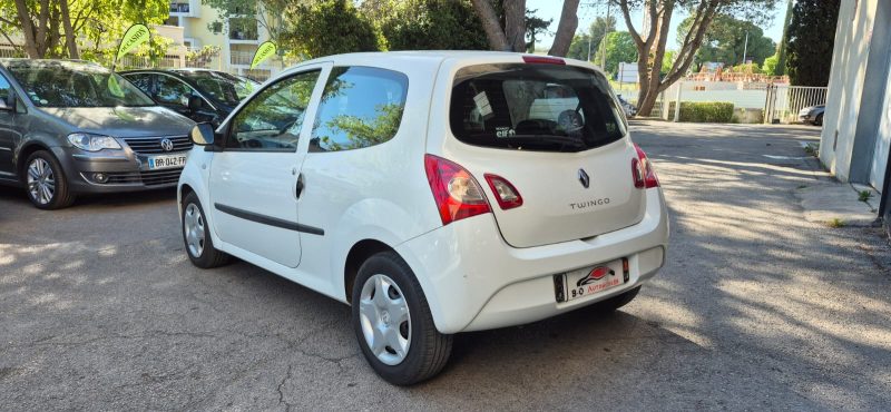 Renault twingo 2 phase 2 1.2l authentique 75ch, *Idéale jeune conducteur*, *Peu kilométré*