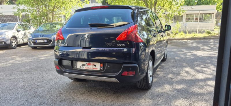 Peugeot 3008 1.6l HDI 110ch Féline BMP 6 SUV, *Full options*, *Sièges chauffants*, *Toit panoramique
