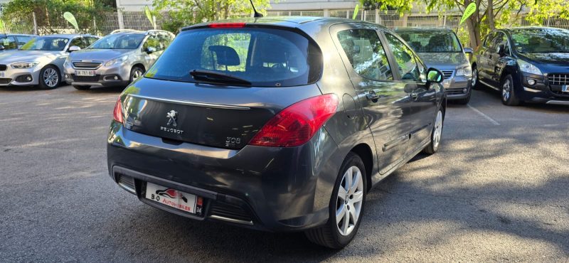 Peugeot 308 phase 2 1.6l HDi 112ch BVA6 Allure , *Clim auto*, *GPS*, *Bluetooth*