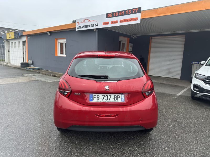 PEUGEOT 208 2018
