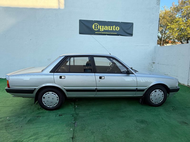 PEUGEOT PEUGEOT 505 GL SX /PREMIERE MAIN/ ORIGINE FRANCE/ 61500KM/  1990