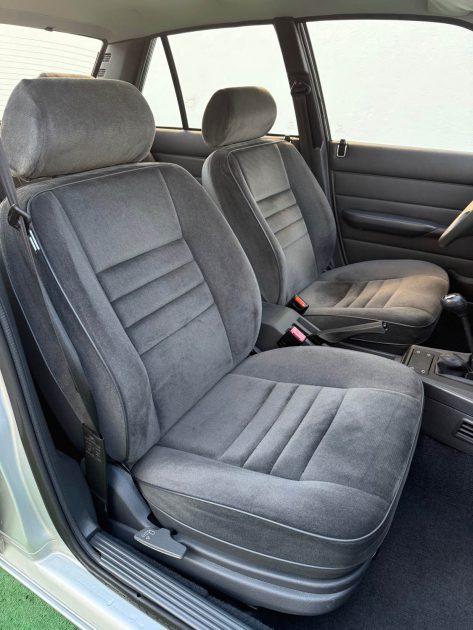 PEUGEOT PEUGEOT 505 GL SX /PREMIERE MAIN/ ORIGINE FRANCE/ 61500KM/  1990