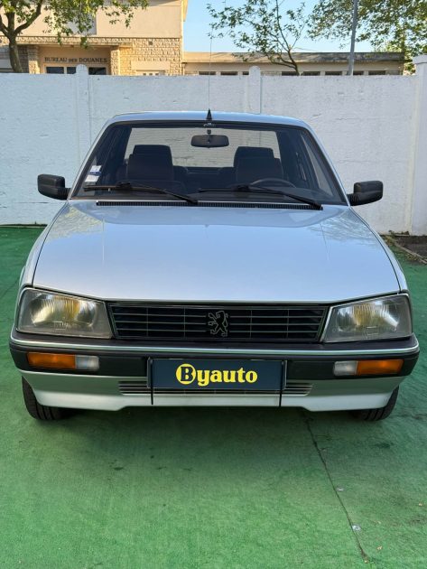 PEUGEOT PEUGEOT 505 GL SX /PREMIERE MAIN/ ORIGINE FRANCE/ 61500KM/  1990