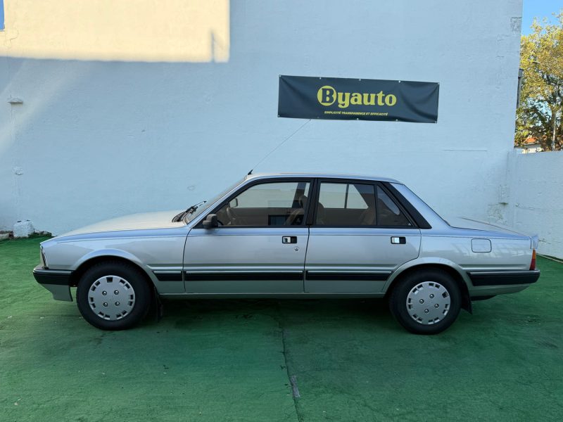PEUGEOT PEUGEOT 505 GL SX /PREMIERE MAIN/ ORIGINE FRANCE/ 61500KM/  1990