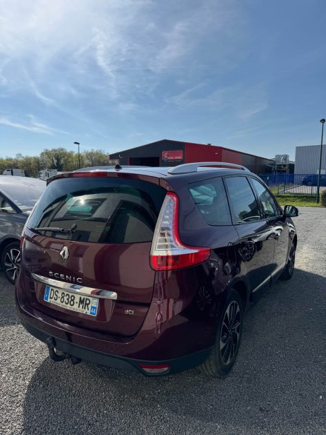 RENAULT MEGANE SCENIC 2015