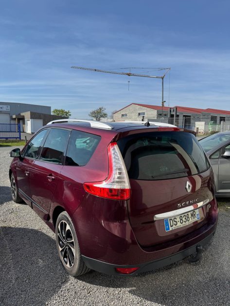 RENAULT MEGANE SCENIC 2015