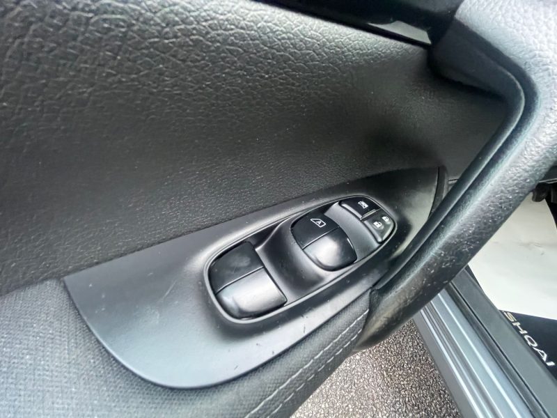 NISSAN QASHQAI II SUV 2015 1.6 dCi 130CV WHITE EDITION 