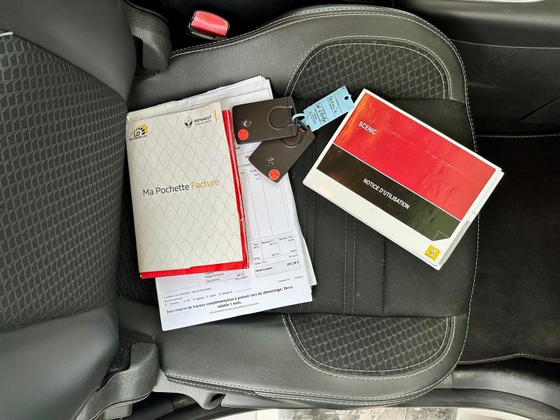 RENAULT SCENIC III 1.5 dCi 110 BOSE EDC