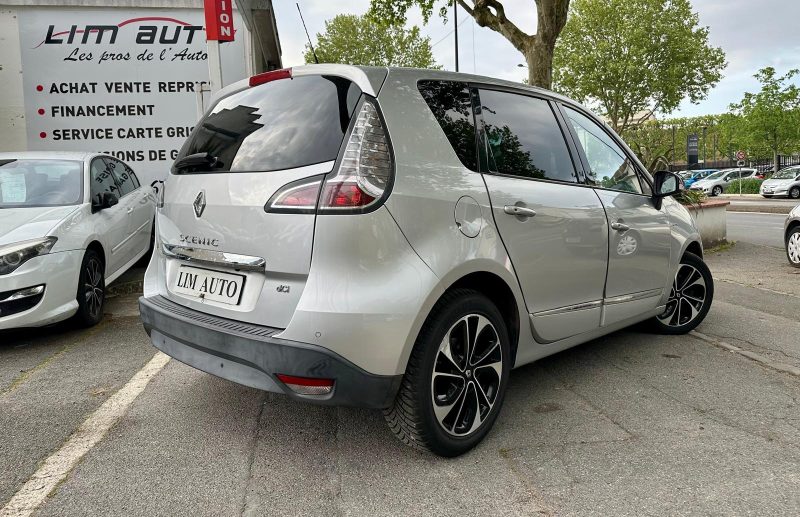 RENAULT SCENIC III 1.5 dCi 110 BOSE EDC