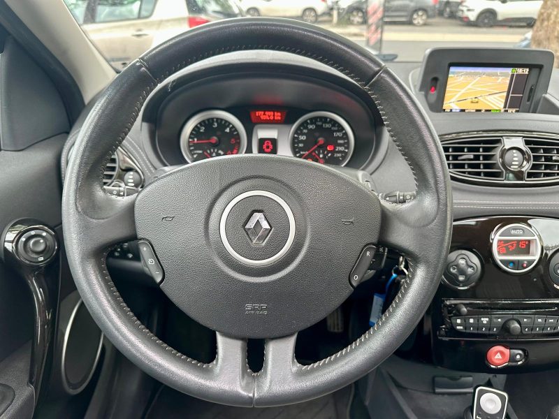 RENAULT CLIO III ESTATE 2011