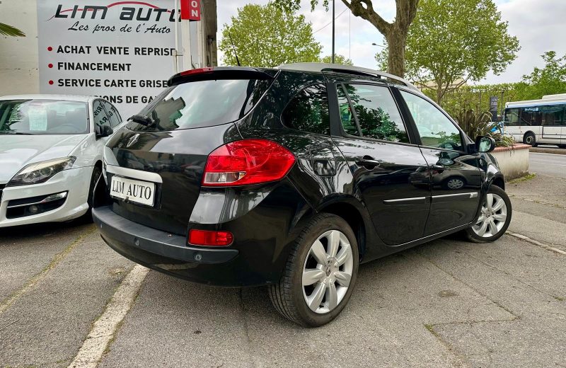 RENAULT CLIO III ESTATE 2011