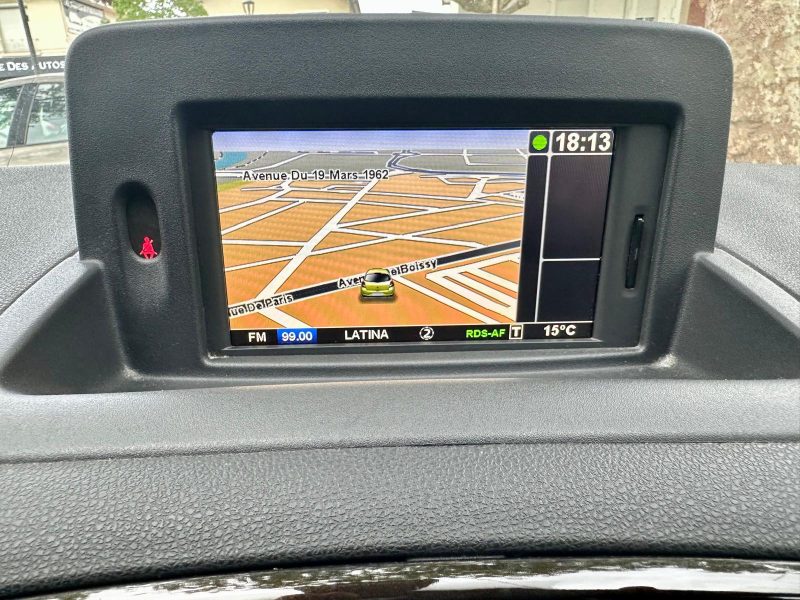 RENAULT CLIO III ESTATE 2011