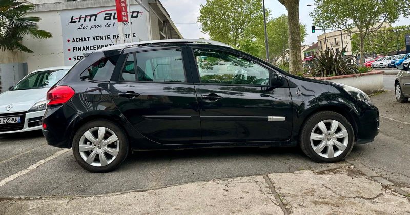 RENAULT CLIO III ESTATE 2011