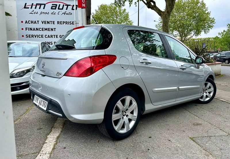 PEUGEOT 308 1.6 e-HDI 112 ALLURE BMP6