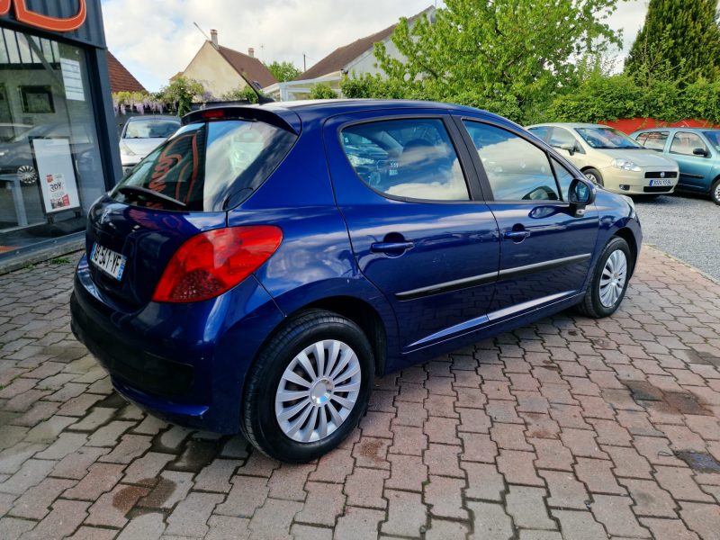 PEUGEOT 207 1.4L BlueLion HDi 68Ch *STYLE* / REVISEE&GARANTIE