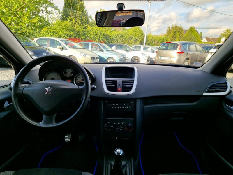 PEUGEOT 207 1.4L BlueLion HDi 68Ch *STYLE* / REVISEE&GARANTIE