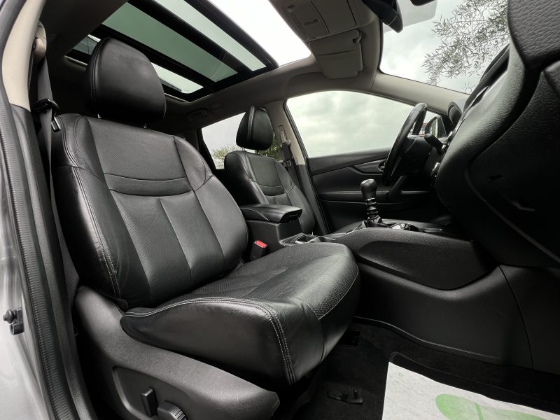 NISSAN X-TRAIL III TEKNA 1.6 DCI 130 Cv 4x2 1ERE MAIN CUIR TOIT OUVRANT CAMERA 360 GPS Garantie 1 an
