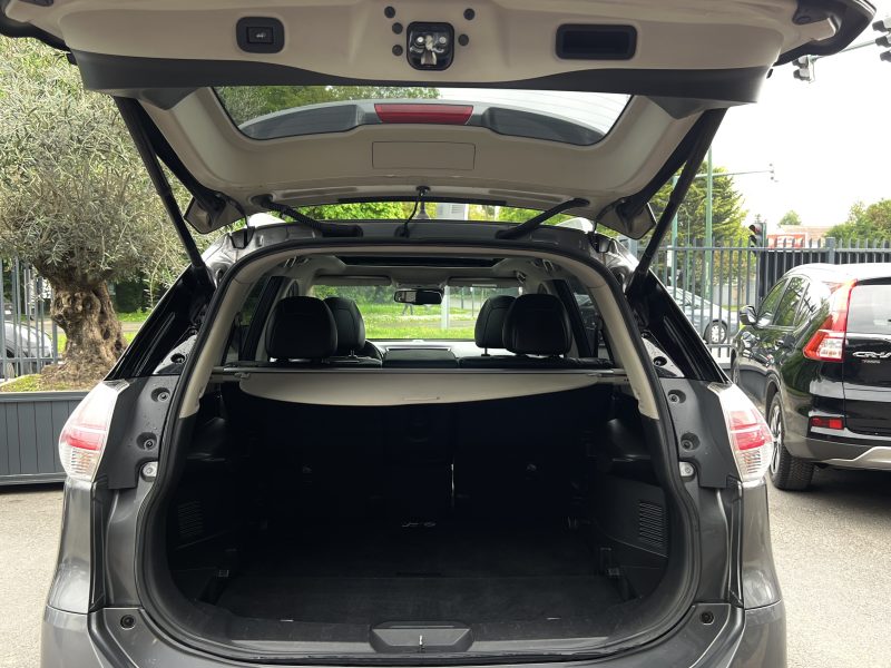 NISSAN X-TRAIL III TEKNA 1.6 DCI 130 Cv 4x2 1ERE MAIN CUIR TOIT OUVRANT CAMERA 360 GPS Garantie 1 an