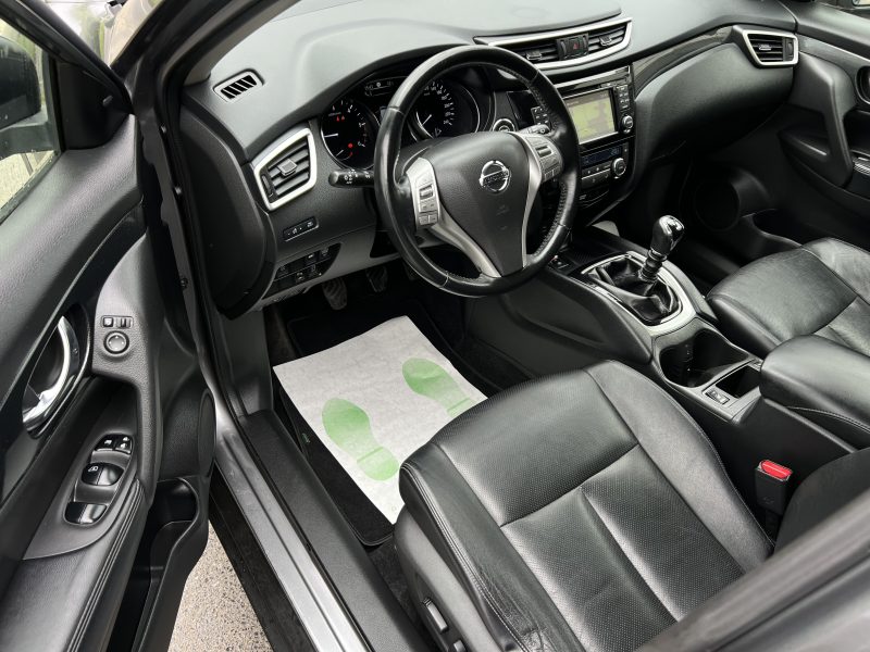 NISSAN X-TRAIL III TEKNA 1.6 DCI 130 Cv 4x2 1ERE MAIN CUIR TOIT OUVRANT CAMERA 360 GPS Garantie 1 an