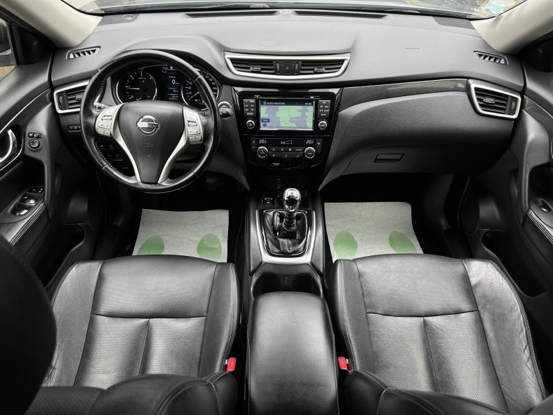 NISSAN X-TRAIL III TEKNA 1.6 DCI 130 Cv 4x2 1ERE MAIN CUIR TOIT OUVRANT CAMERA 360 GPS Garantie 1 an
