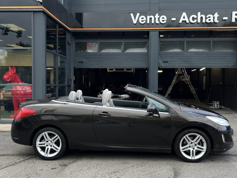 PEUGEOT 308 CC FELINE 1.6 THP 156 BOITE AUTOMATIQUE CUIR GPS 59 100 Kms CRIT AIR 1 - GARANTIE 1 AN