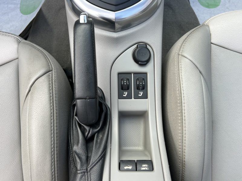 PEUGEOT 308 CC FELINE 1.6 THP 156 BOITE AUTOMATIQUE CUIR GPS 59 100 Kms CRIT AIR 1 - GARANTIE 1 AN