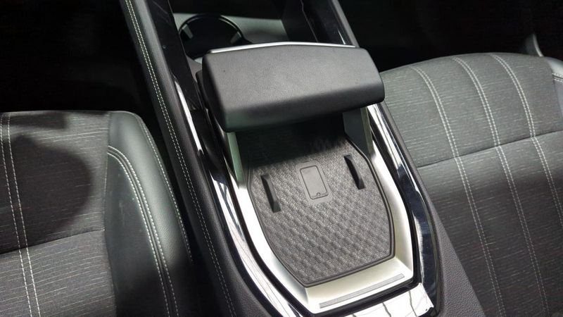 Renault Austral Mild hybrid 160 auto techno + toit pano + pack city premium