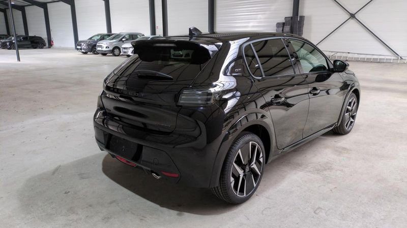 Peugeot 208 Hybrid 110 e-dcs6 gt + angles morts + navi
