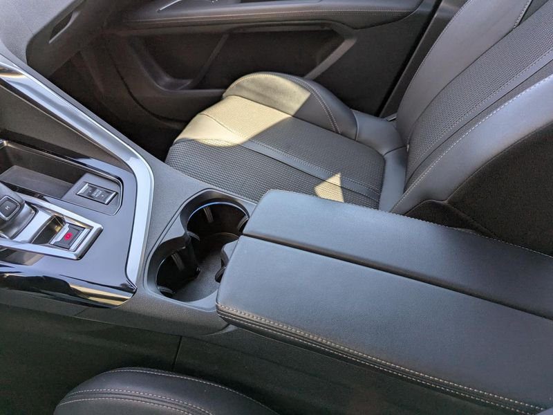 Peugeot 3008 1.5 BlueHDi S&S - 130 BV EAT8 GT