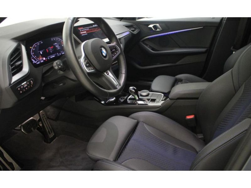 BMW Série 1 120i - BV DKG BERLINE F40 M Sport