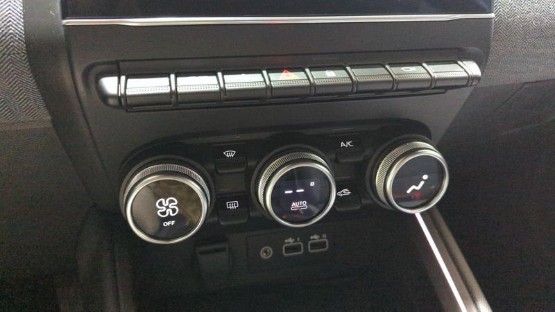 Renault Clio 5 Tce 90 gsr2 techno + pack city 360 +  driving & safety