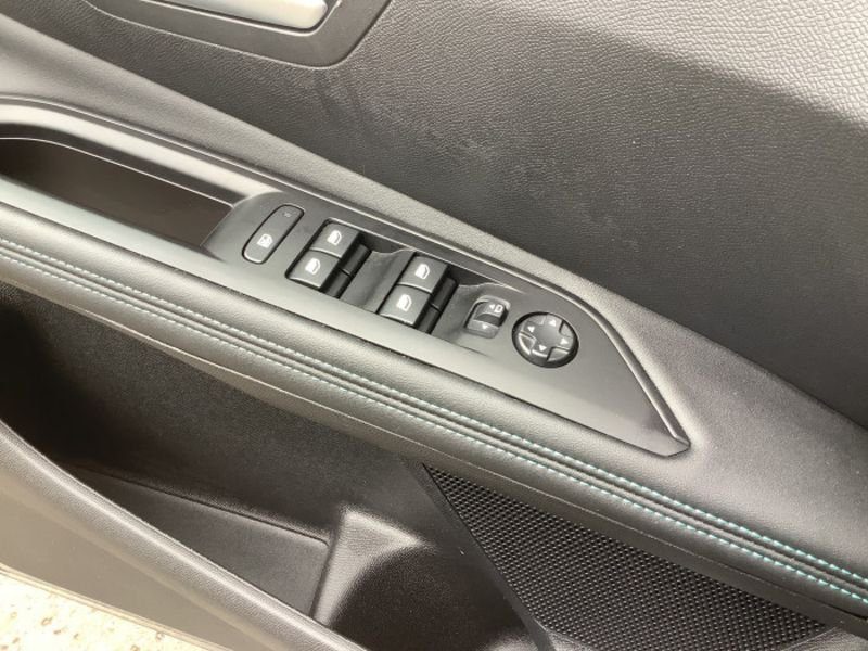 Peugeot 3008 BlueHDi 130ch S&S EAT8 Allure Pack