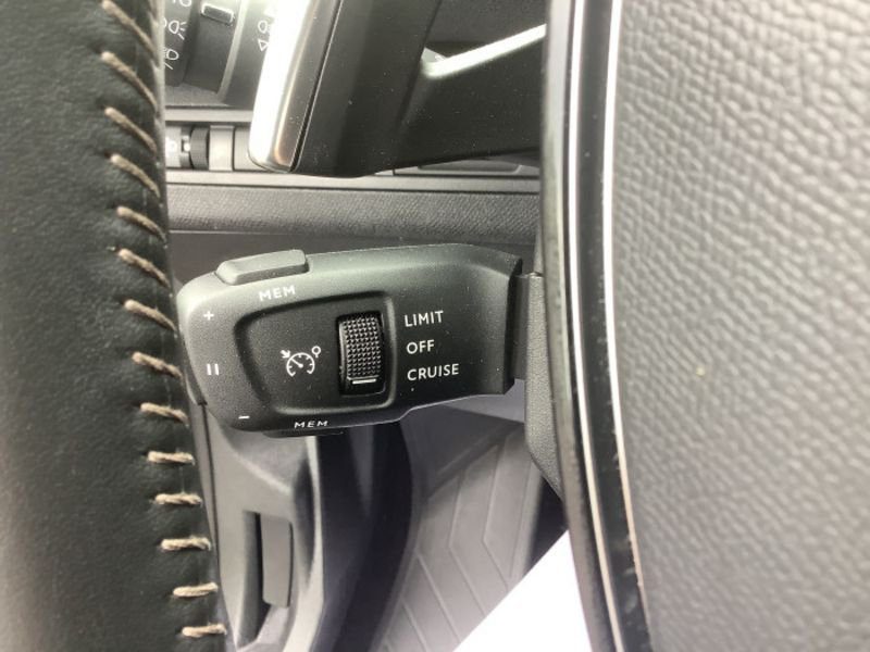 Peugeot 3008 BlueHDi 130ch S&S EAT8 Allure Pack