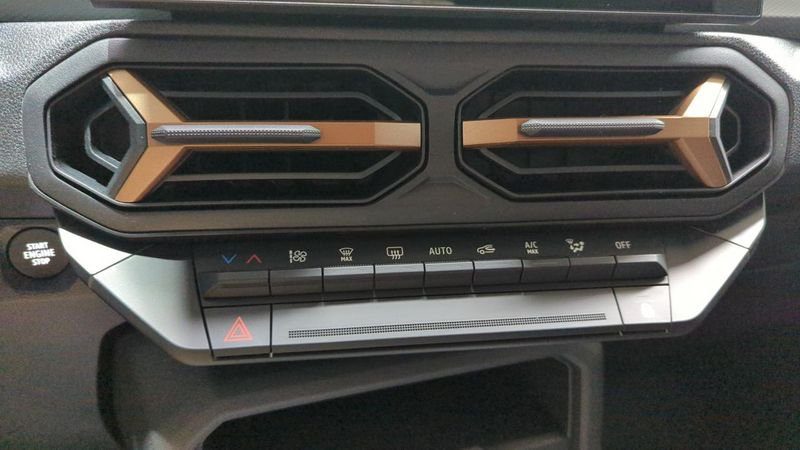 Dacia Duster nouveau Hybrid 140 4x2 extreme + pack techno +  city